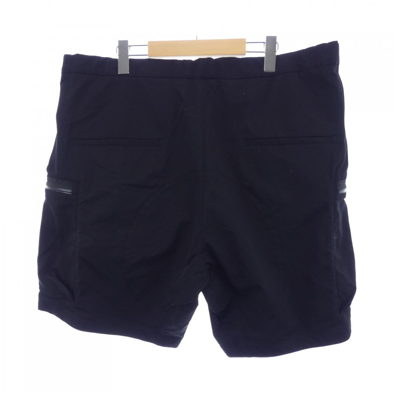 アクロニウム ACRONYM SP57-DS ショートパンツ