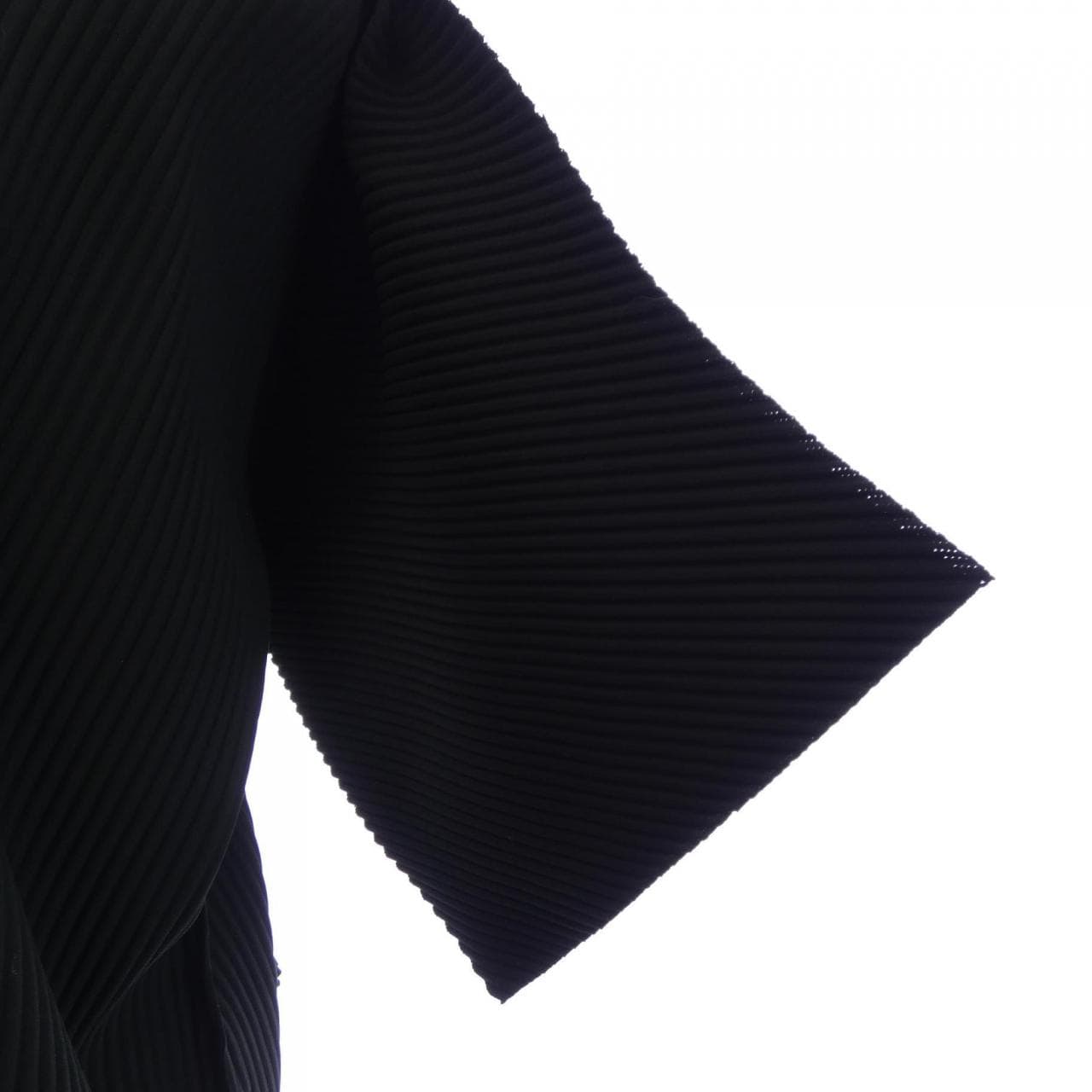 ミーイッセイミヤケ me ISSEY MIYAKE MI54KK491 トップス