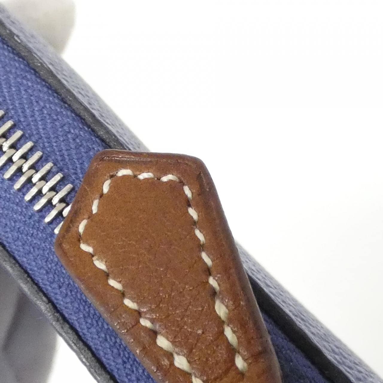 エルメス BRIDES DE GALA FANTOME POIS シルク イン コンパクト 075190CK 財布