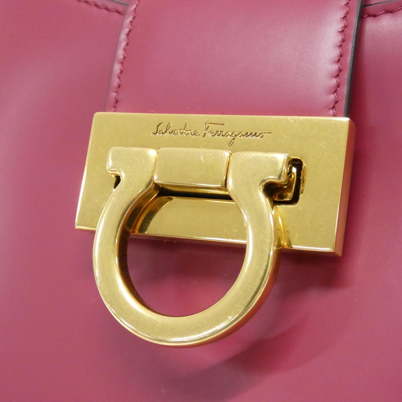 サルヴァトーレフェラガモ TRIFOLIO 21 1194 バッグ