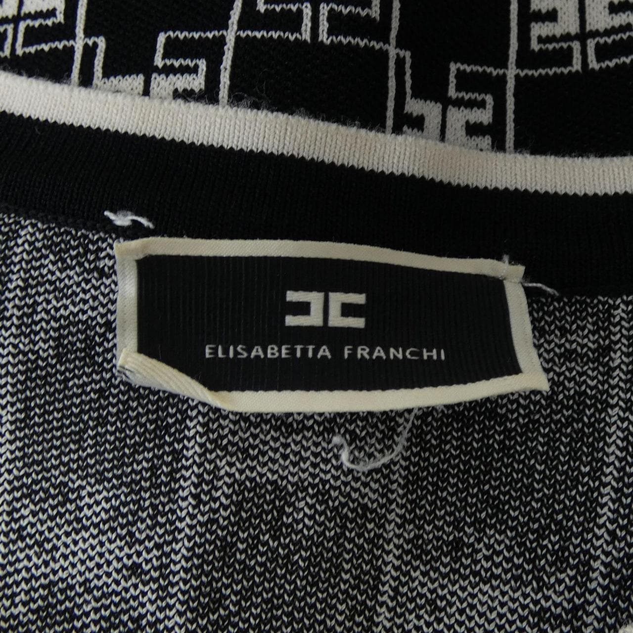 エリザベッタフランキ ELISABETTA FRANCHI カーディガン
