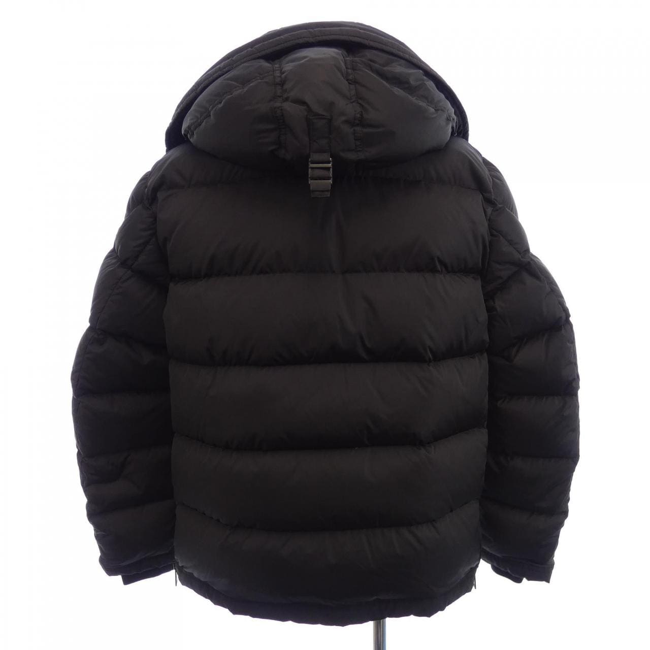 MONCLER Pyrenees 羽绒服