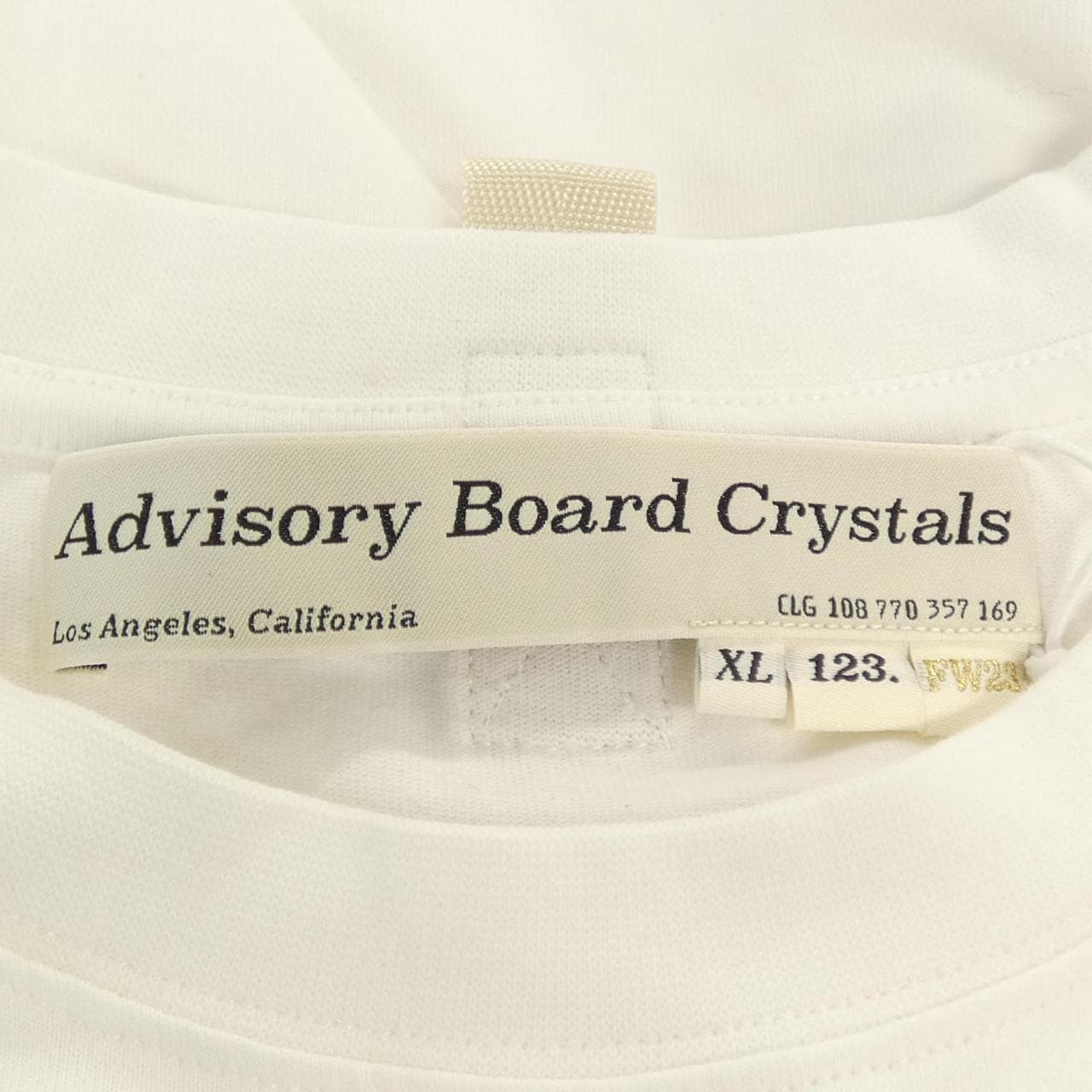 ADVISORY BOARD CRYST Tシャツ