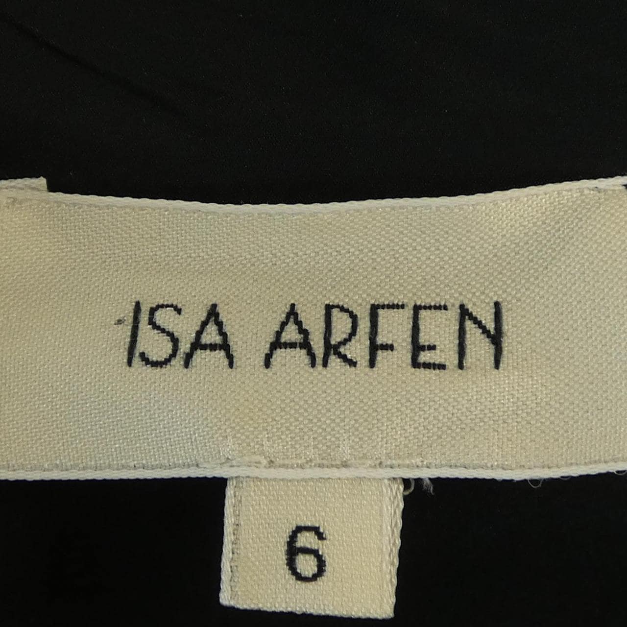 ISA ARFEN コート