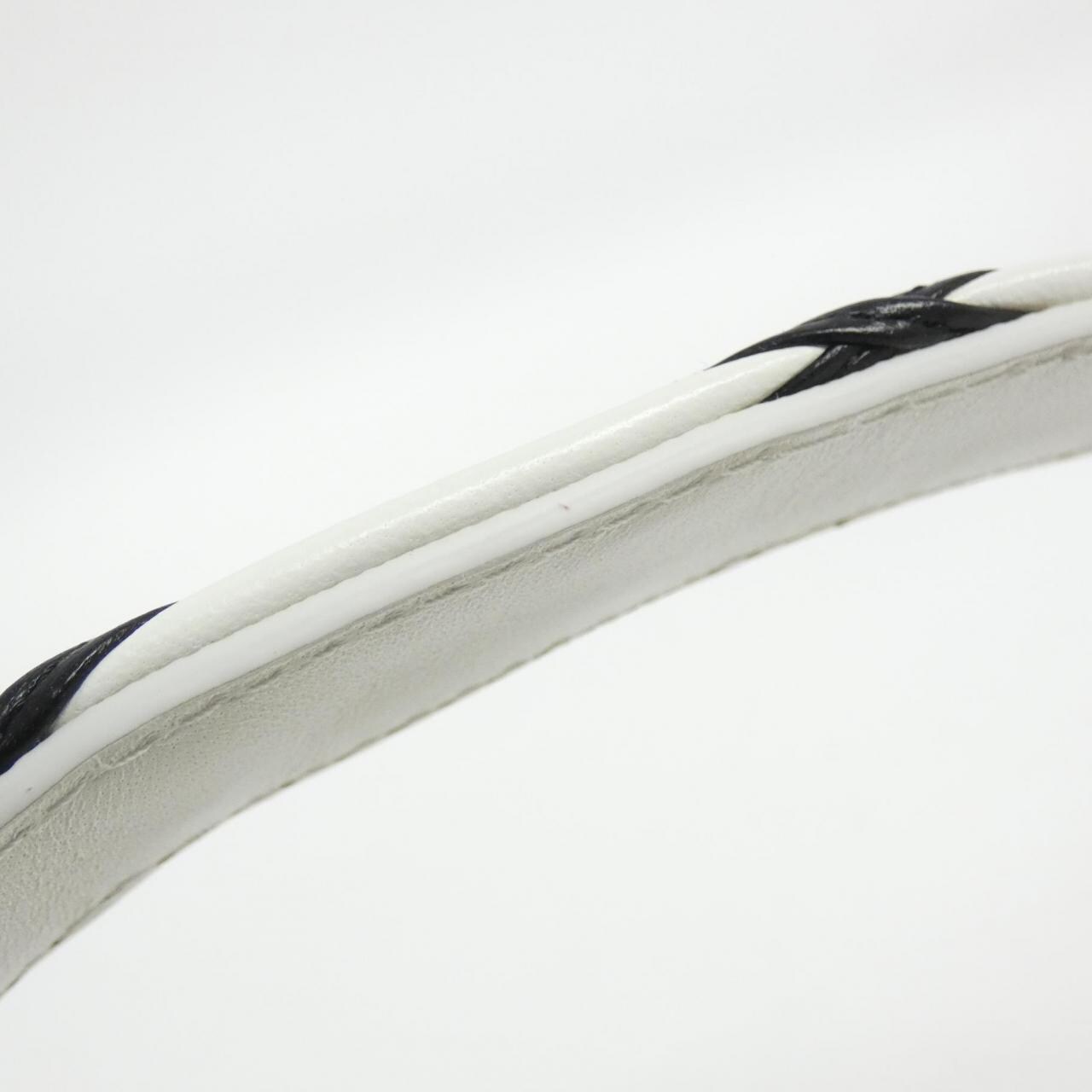 LOUIS VUITTON GO-14 MM M22890 斜背包