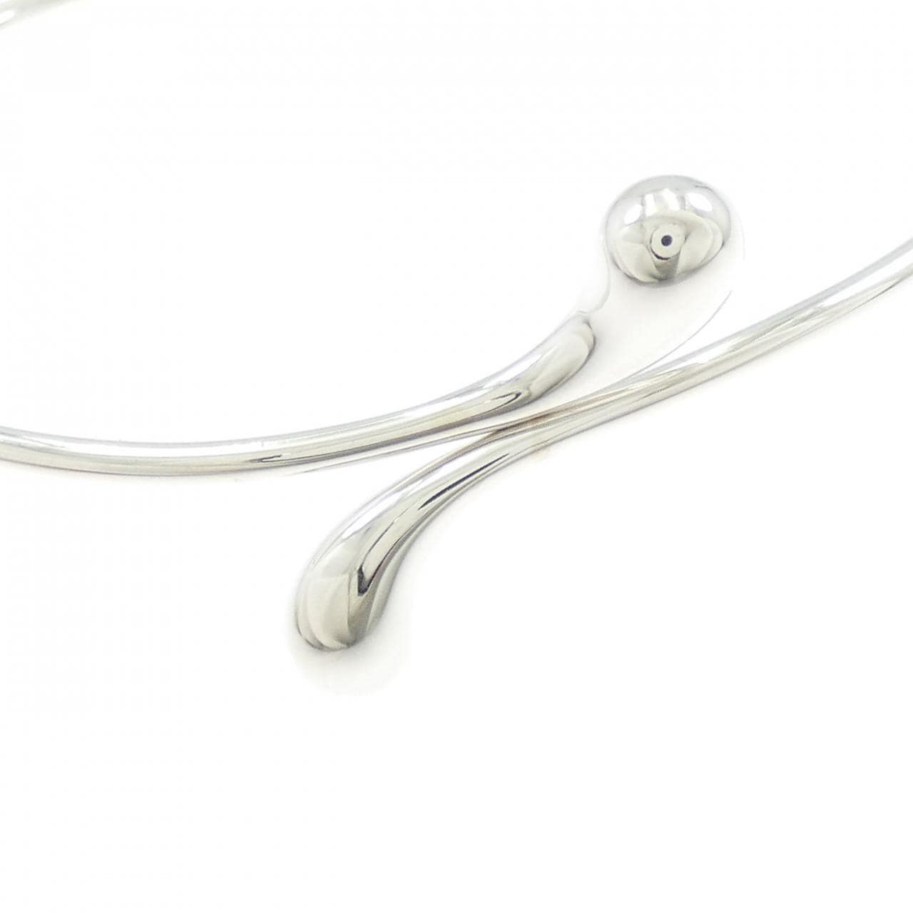 ティファニー ティアドロップ バングル