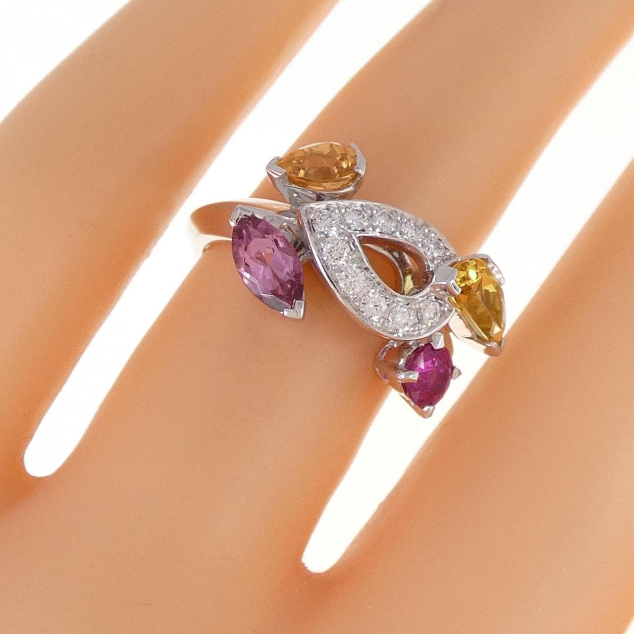 Cartier color stone ring