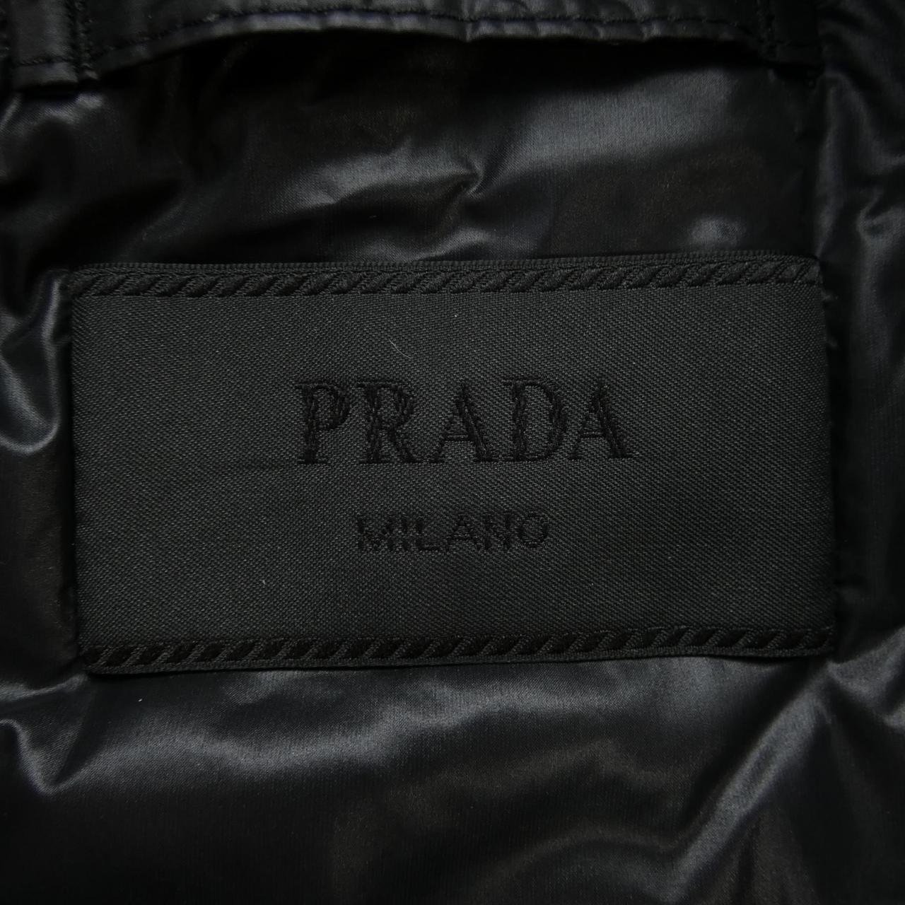 普拉達PRADA羽絨服