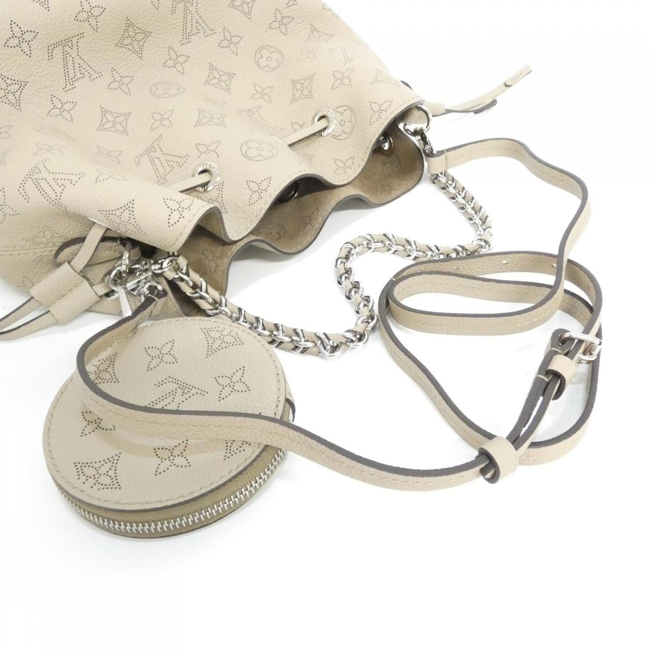 ルイヴィトン マヒナ ベラ M57201 ショルダーバッグ