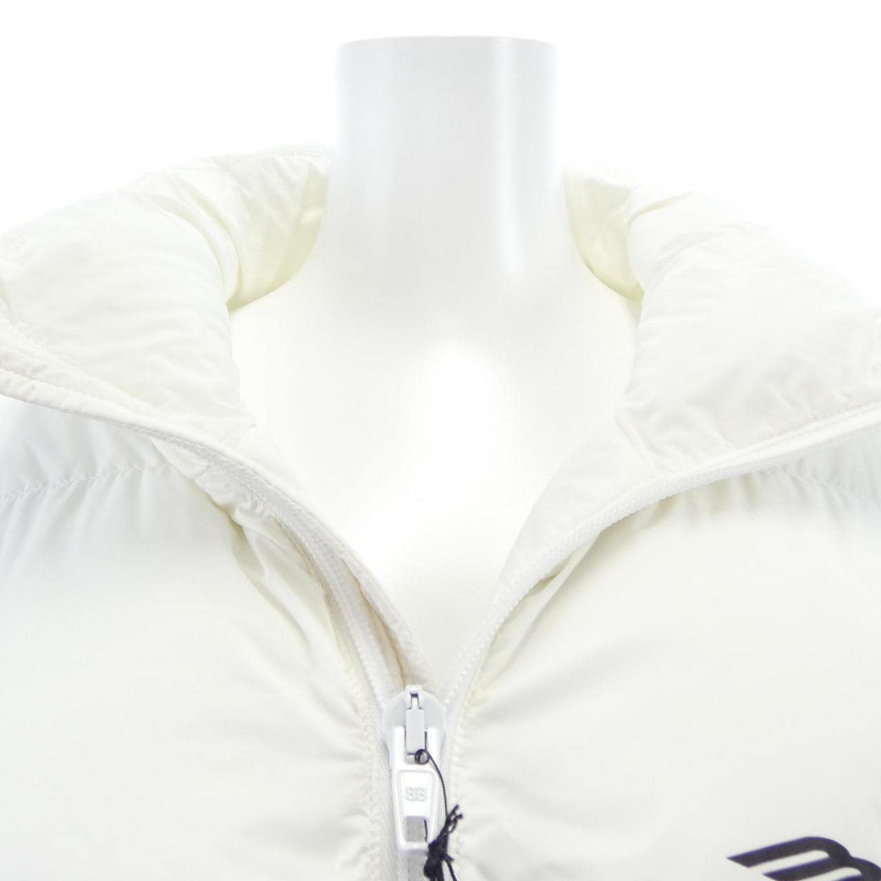 バレンシアガ BALENCIAGA SKIWEAR 774000 TPO39 ジャケット