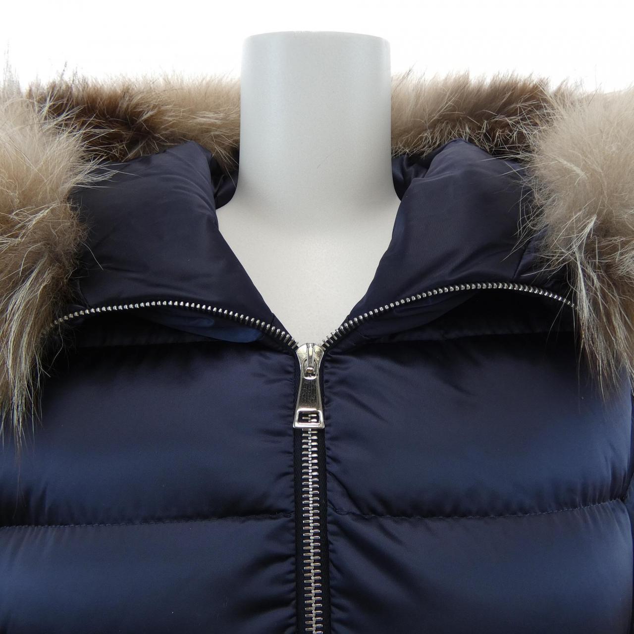 モンクレール MONCLER LEERSIE ダウンコート