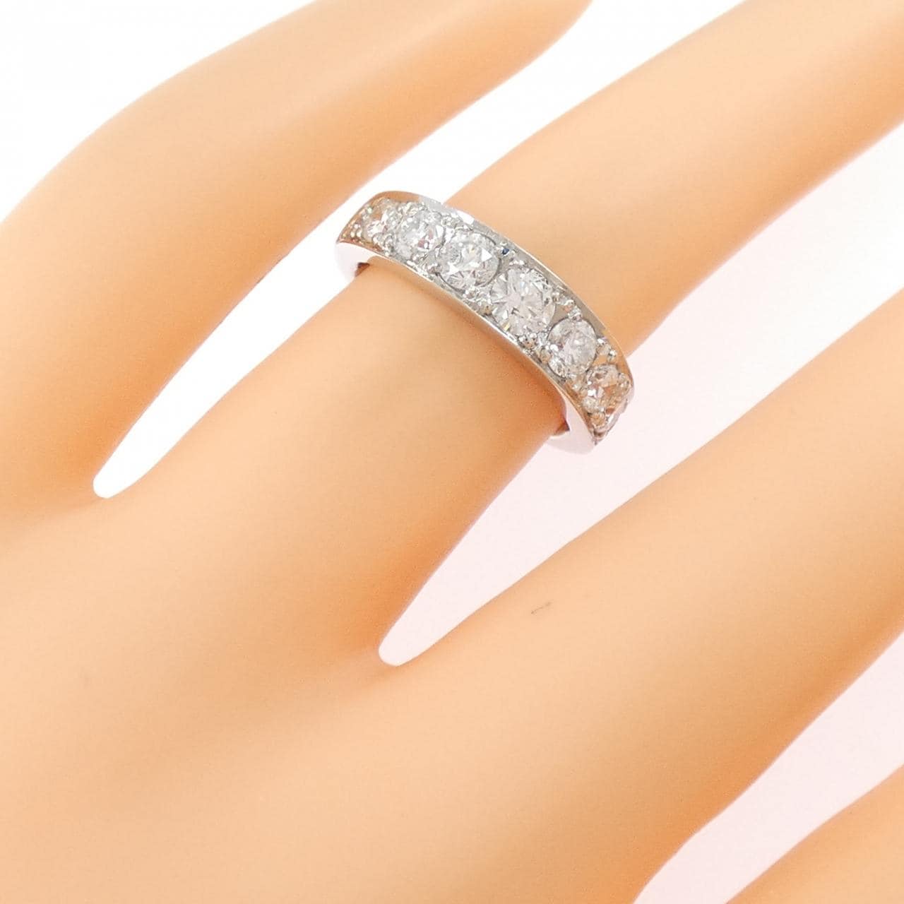 PT900 ダイヤモンド リング 1.00CT