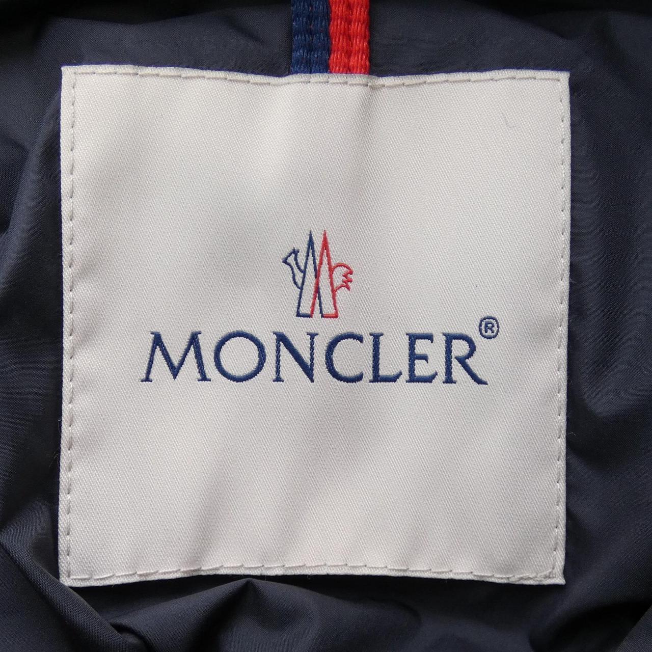 モンクレール MONCLER ダウンジャケット