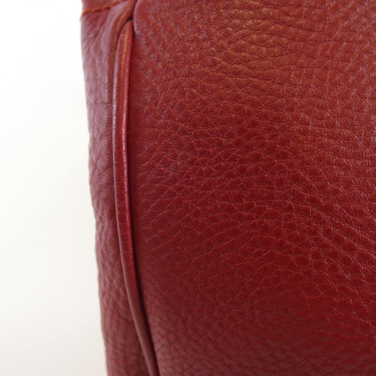 グッチ 323660 A7M0G バッグ