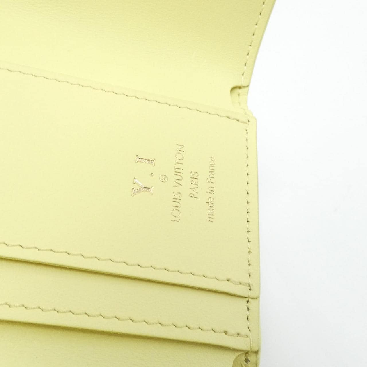 ルイヴィトン ポルトフォイユ カプシーヌ XS M83610 財布