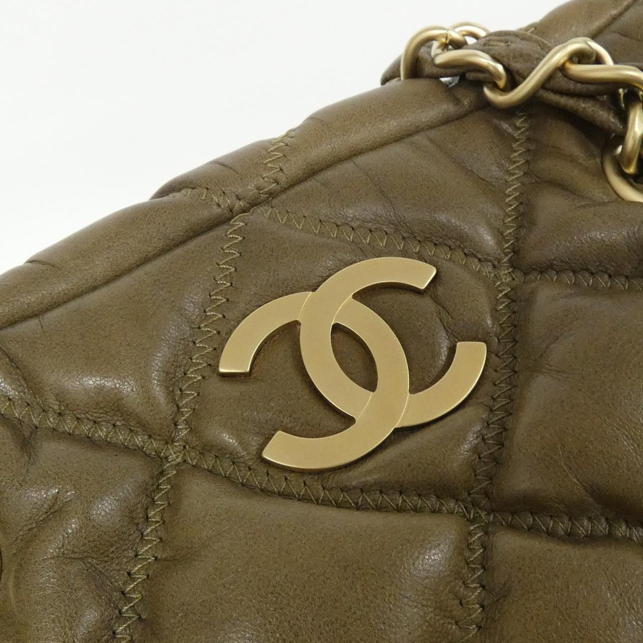 シャネル バブルキルト ライン 35615 ショルダーバッグ