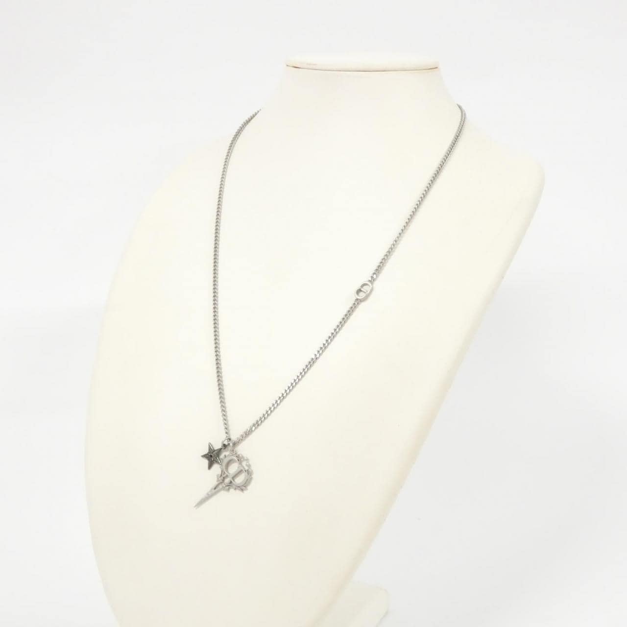 【新品】ディオール DIOR BLACK STAR N3413HOMMT ネックレス