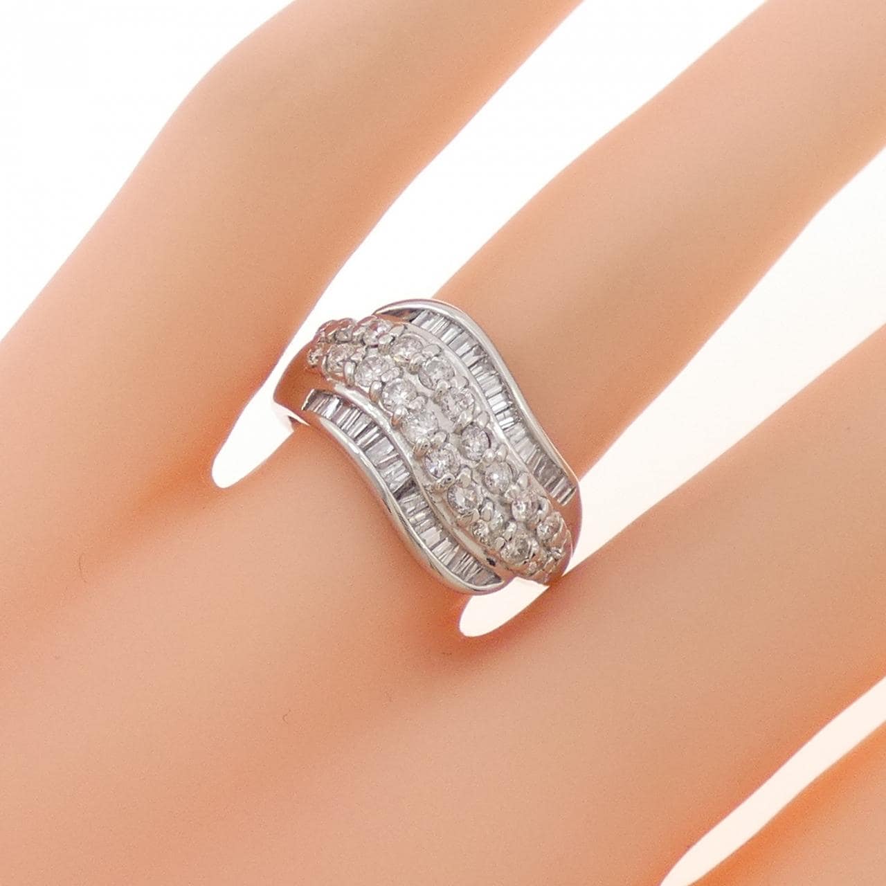 PT900 ダイヤモンド リング 1.00CT