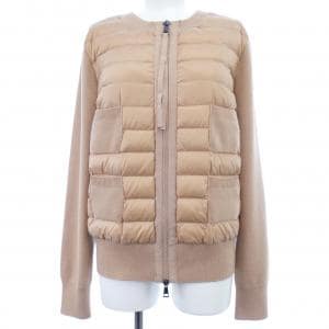 モンクレール MONCLER ダウンジャケット