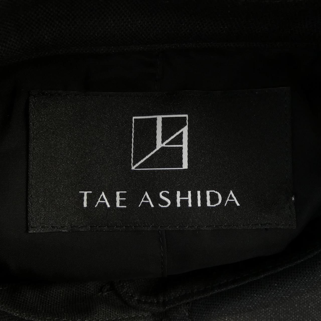タエアシダ TAE ASHIDA T05723 ワンピース
