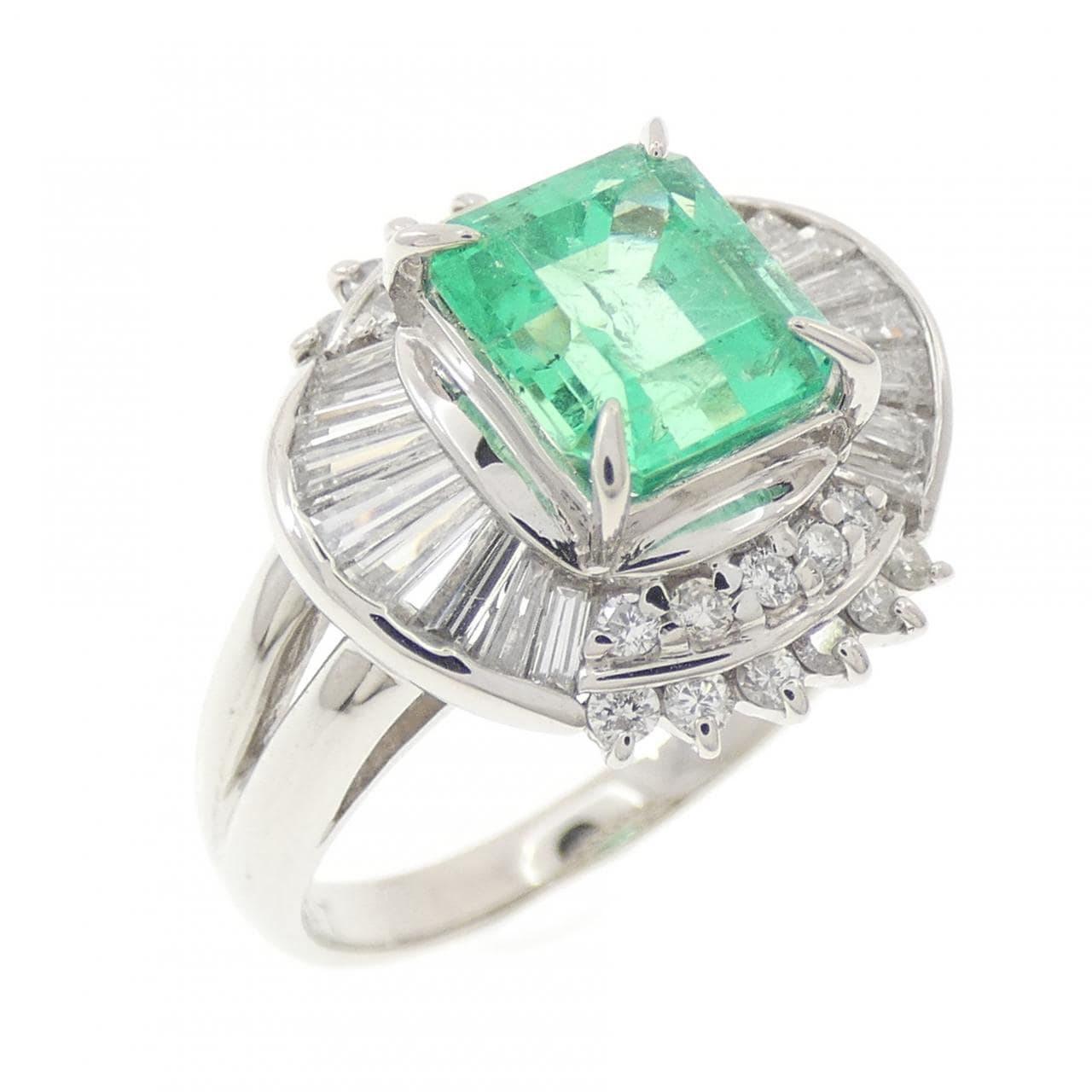 PT850 エメラルド リング 1.65CT