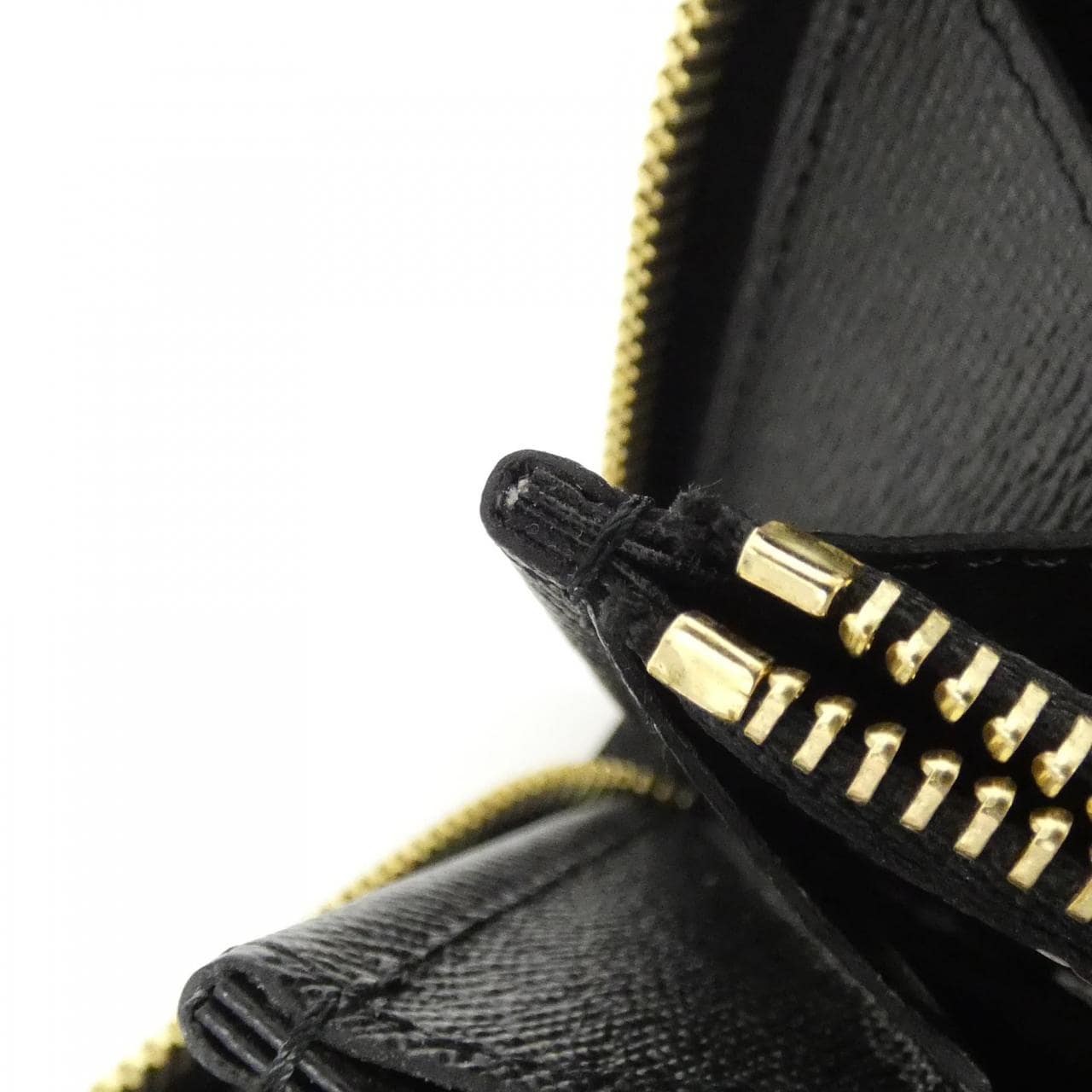 ルイヴィトン LVクラフティ ジッピー ウォレット M69436 財布