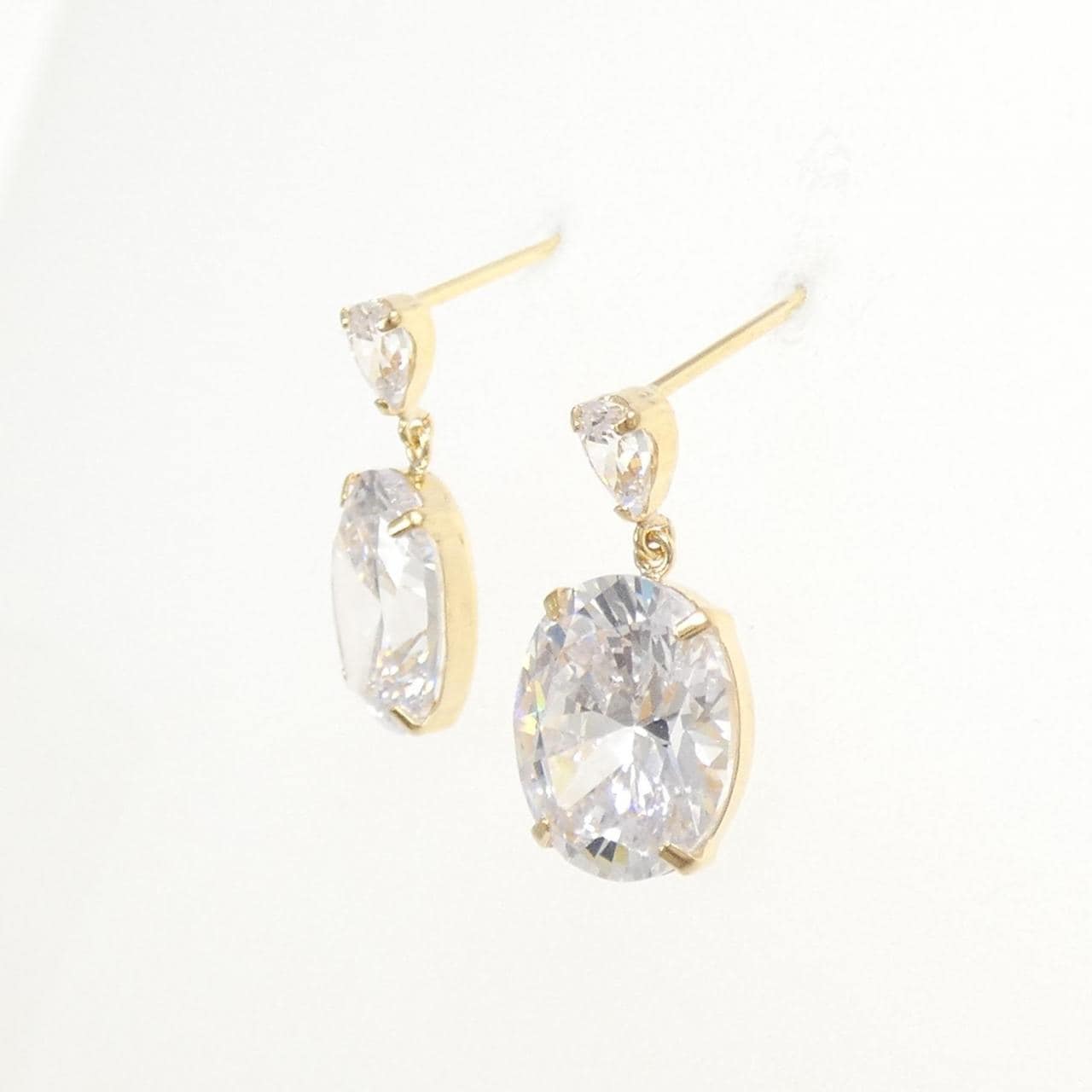 【新品】K18YG キュービック ピアス