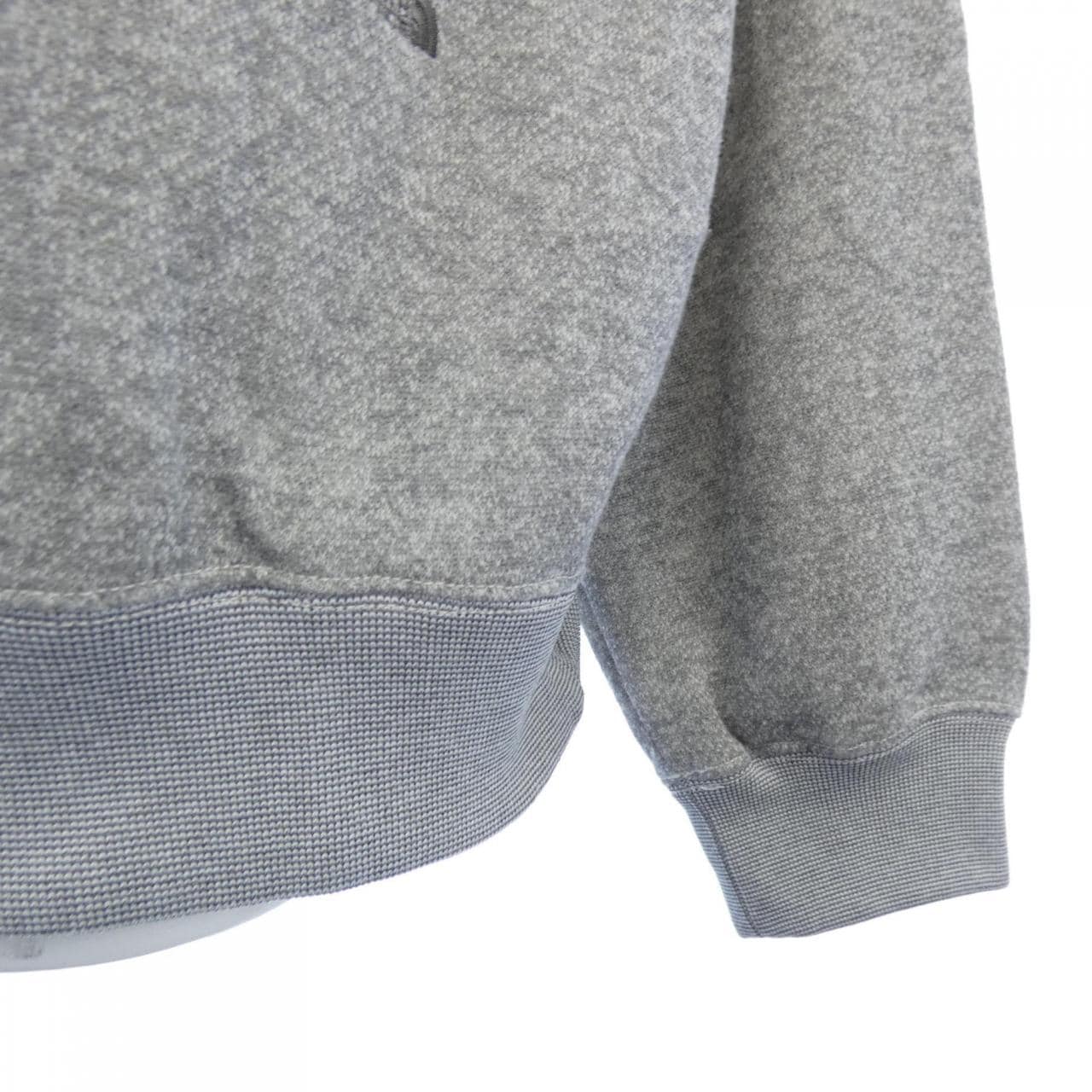 ザノースフェイス THE NORTH FACE NT6053N パーカー