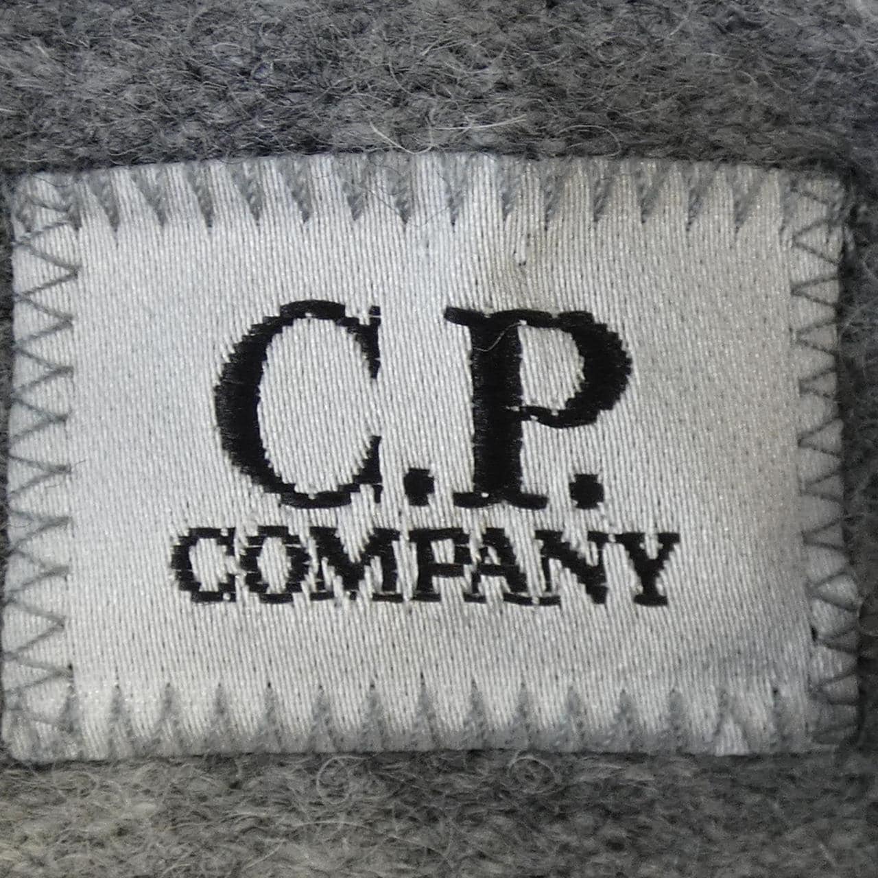 シーピーカンパニー C.P COMPANY 07CMKN258A ニット