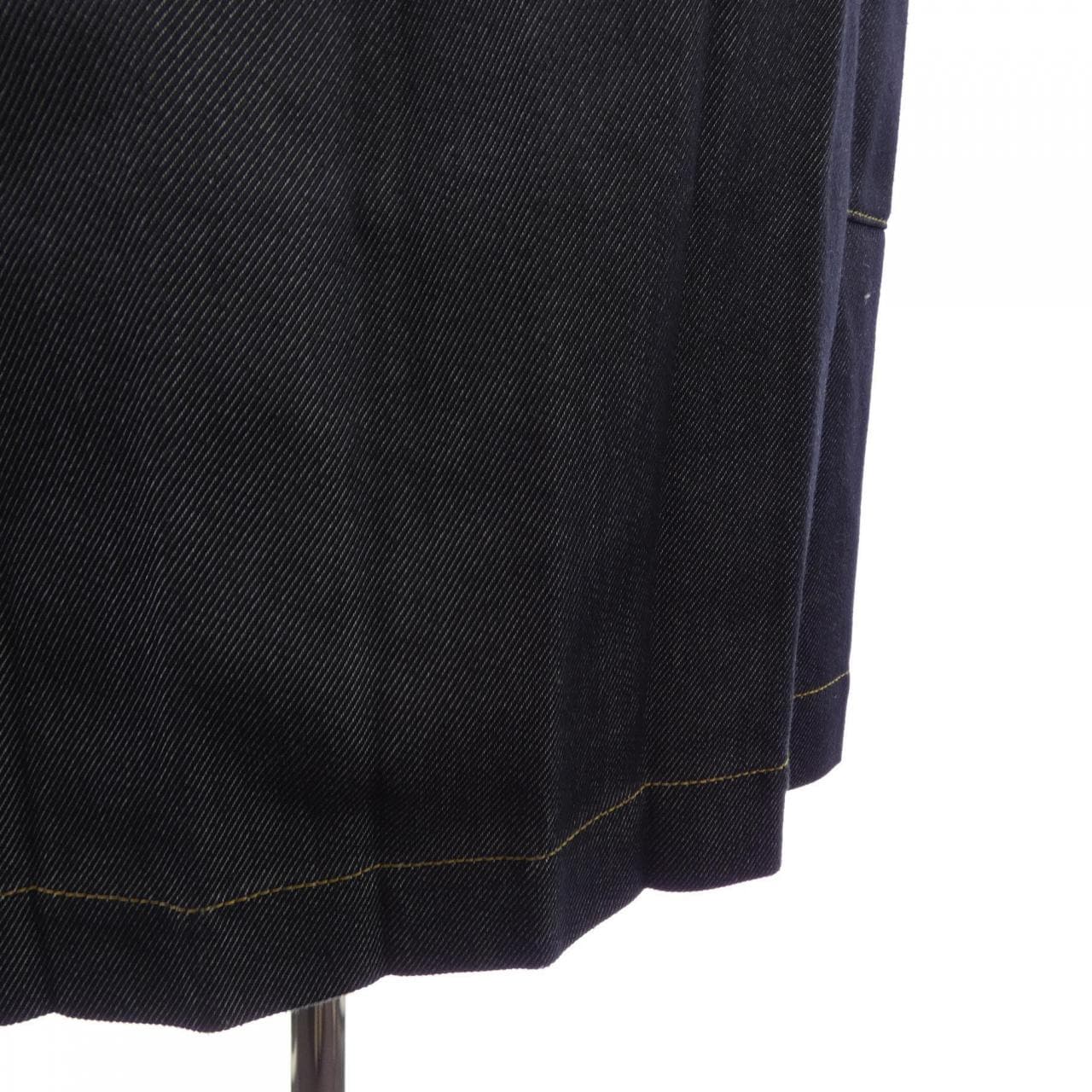 ミーイッセイミヤケ me ISSEY MIYAKE M192FG552 スカート