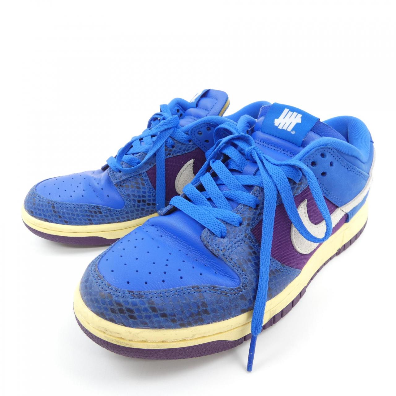 ナイキ NIKE スニーカー