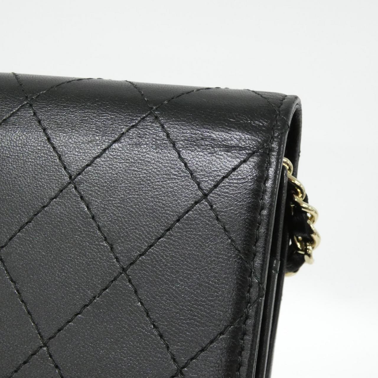 シャネル 84327 チェーンウォレット