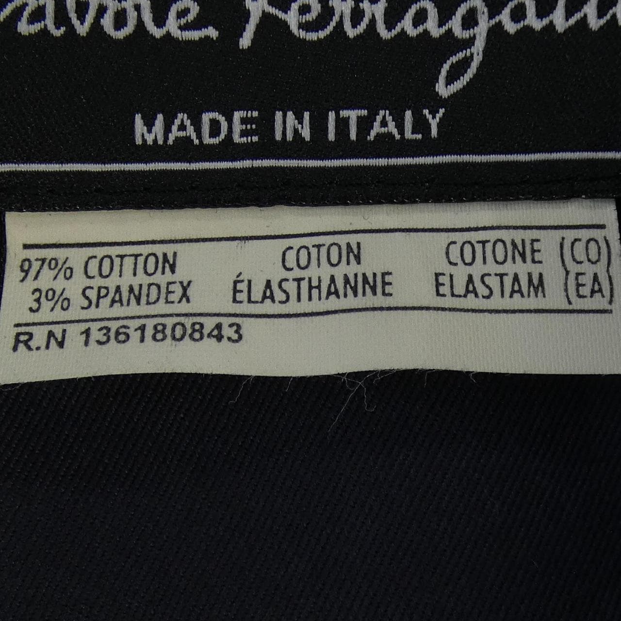 サルヴァトーレフェラガモ SALVATORE FERRAGAMO コート