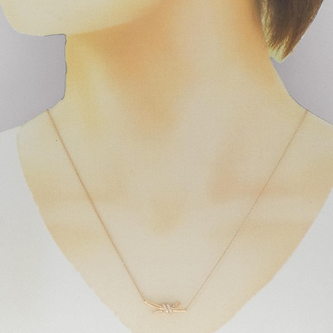 ティファニー ノット スモール ネックレス