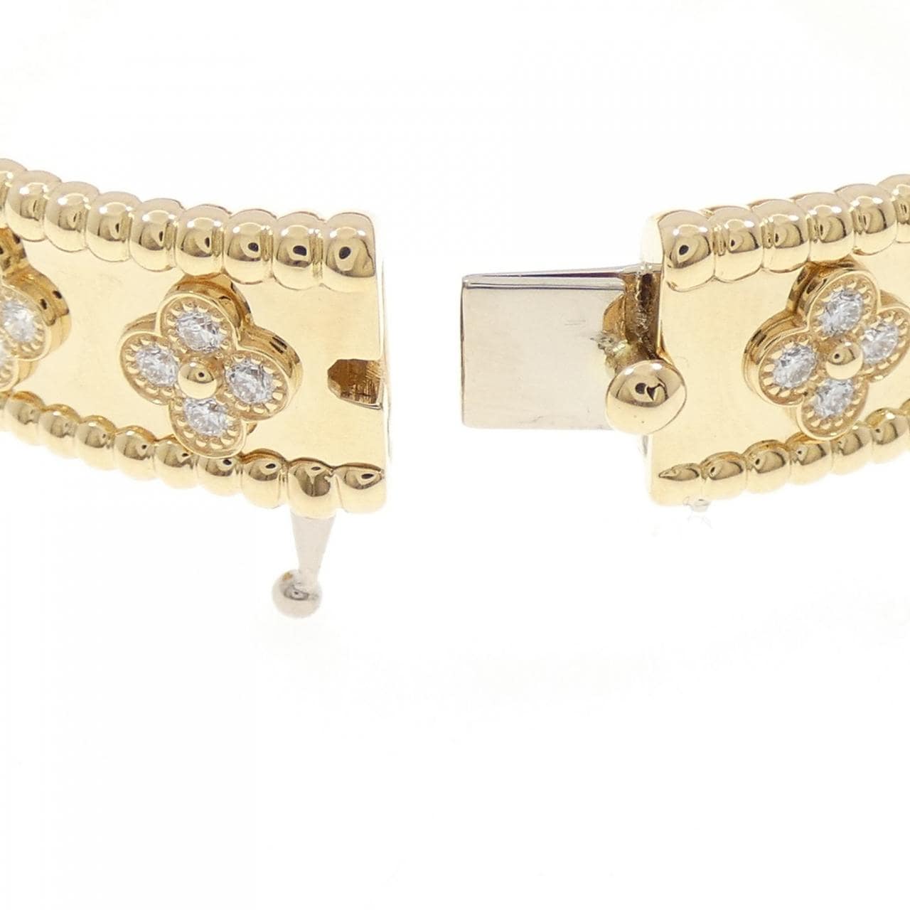 ヴァンクリーフ&アーペル ペルレ クローバー バングル