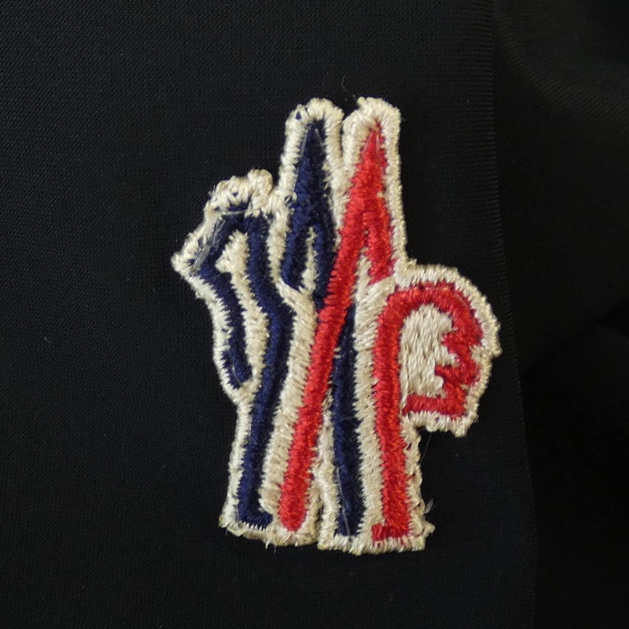 モンクレールグルノーブル MONCLER GRENOBLE J20978G00023 ダウンジャケット