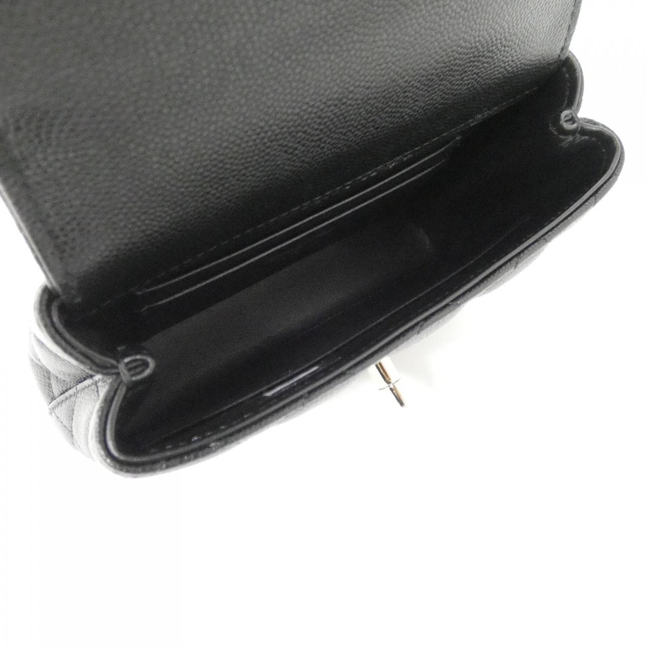 シャネル AP4244 チェーンクラッチ