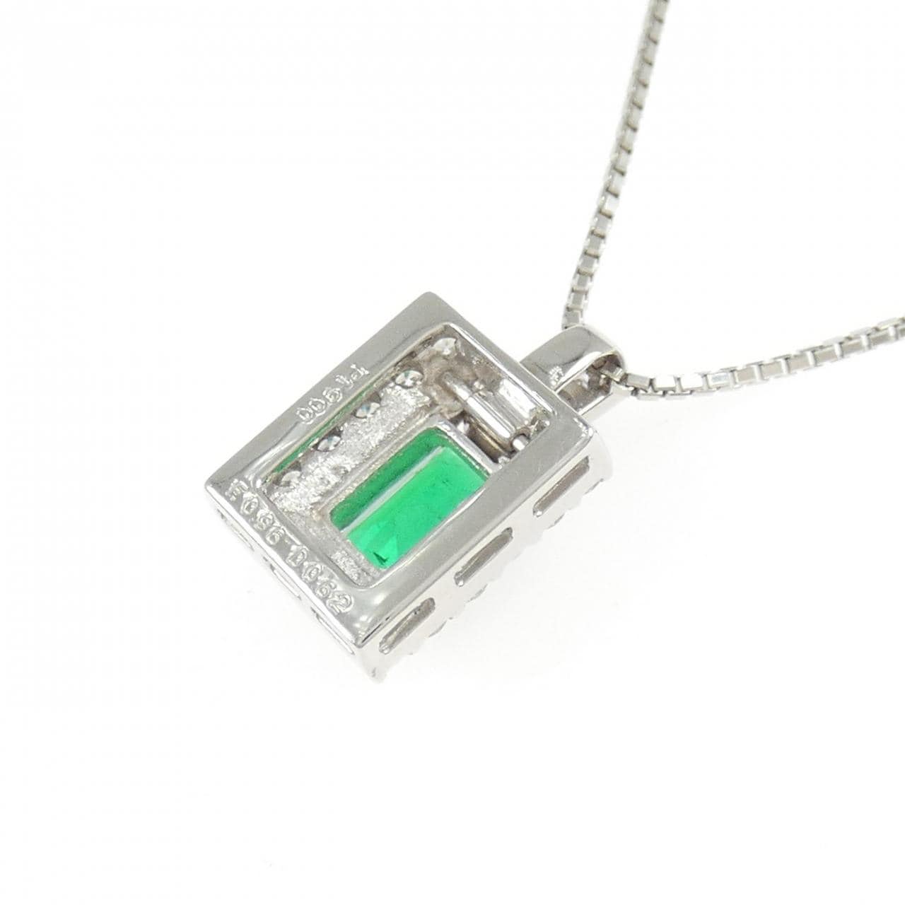 PT900/PT850 エメラルド ネックレス 0.96CT コロンビア産