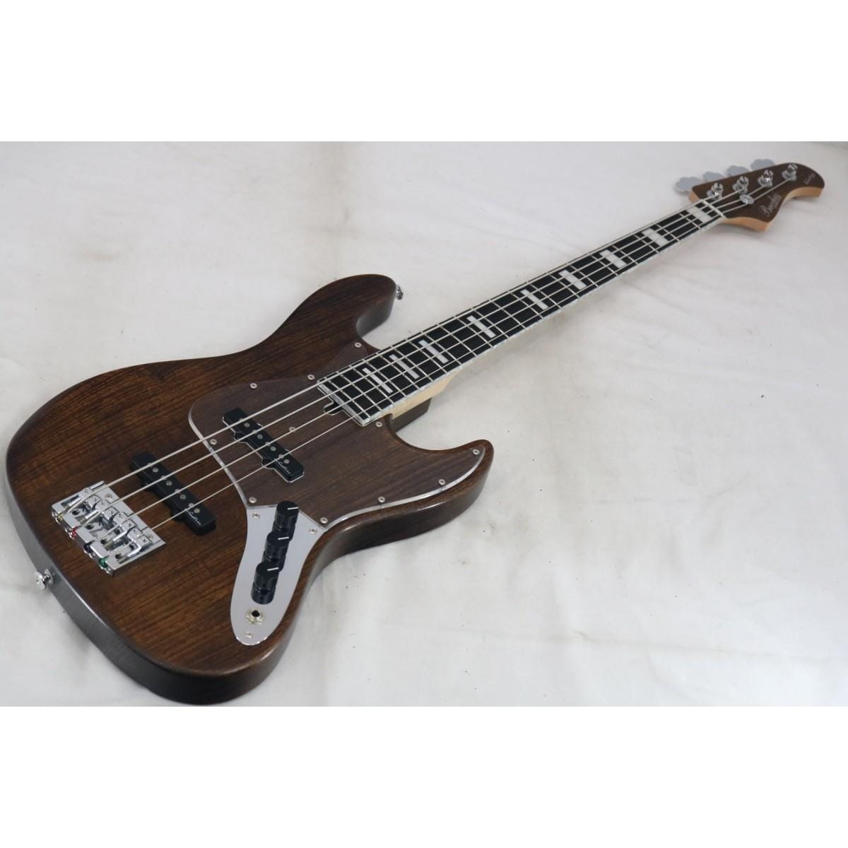 ＢＡＣＣＨＵＳ　　ＷＯＯＤＬＩＮＥ　４１７　ＢＲ／ＯＩＬ