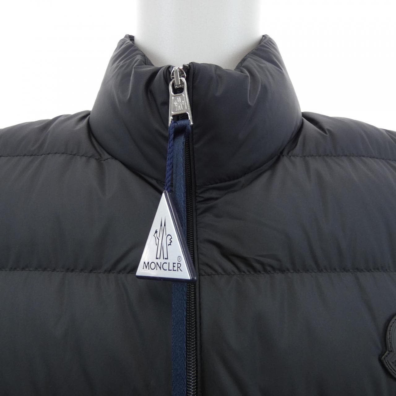 【新品】モンクレール MONCLER TREOMPAN ダウンベスト