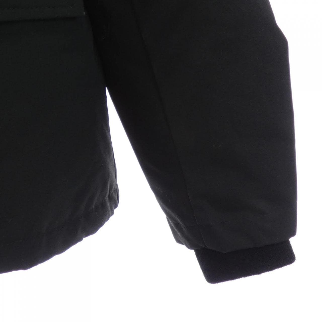 カナダグース CANADA GOOSE 2530LA MONTEBELLO モンテベロ ダウンジャケット