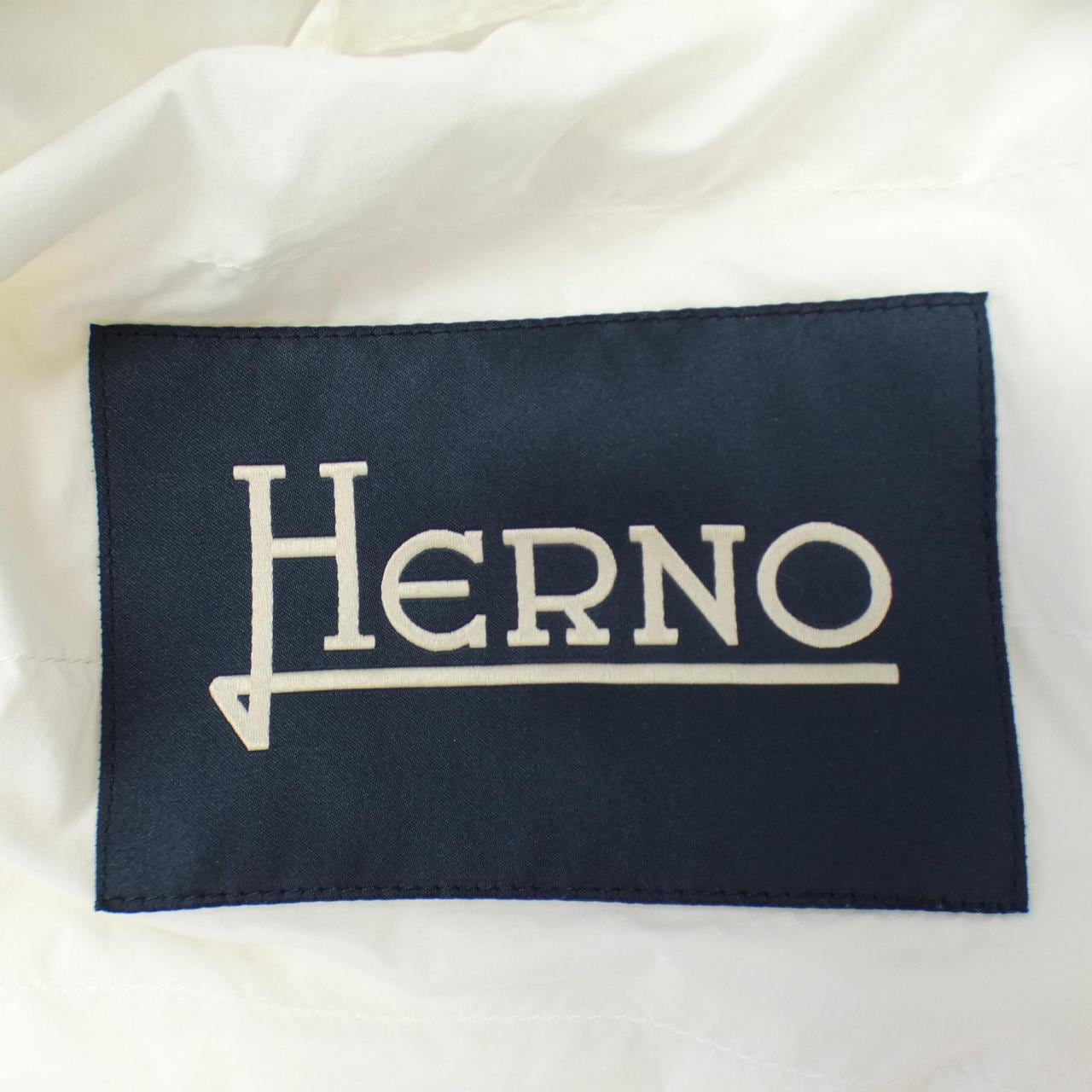ヘルノ Herno ダウンベスト
