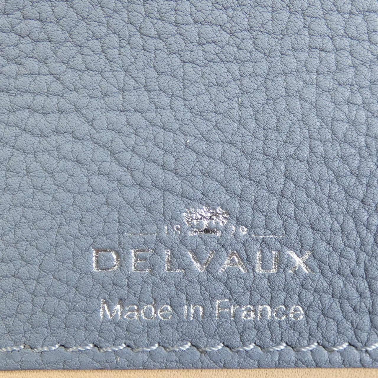 德爾沃DELVAUX