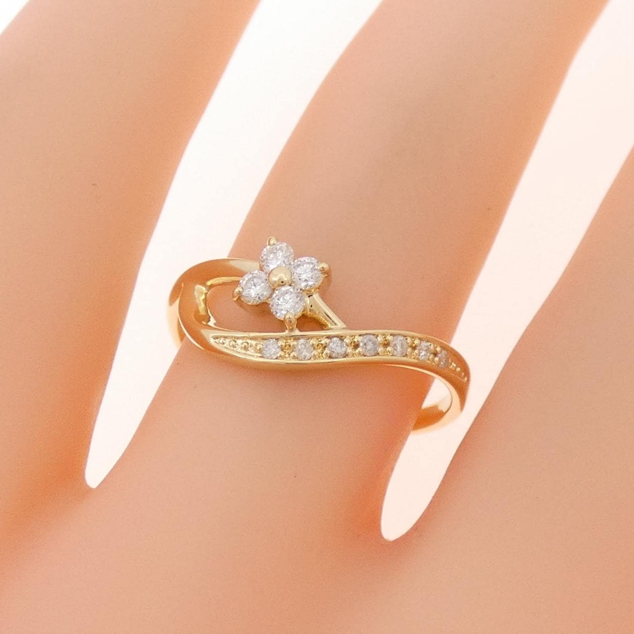 K18YG フラワー ダイヤモンド リング 0.15CT