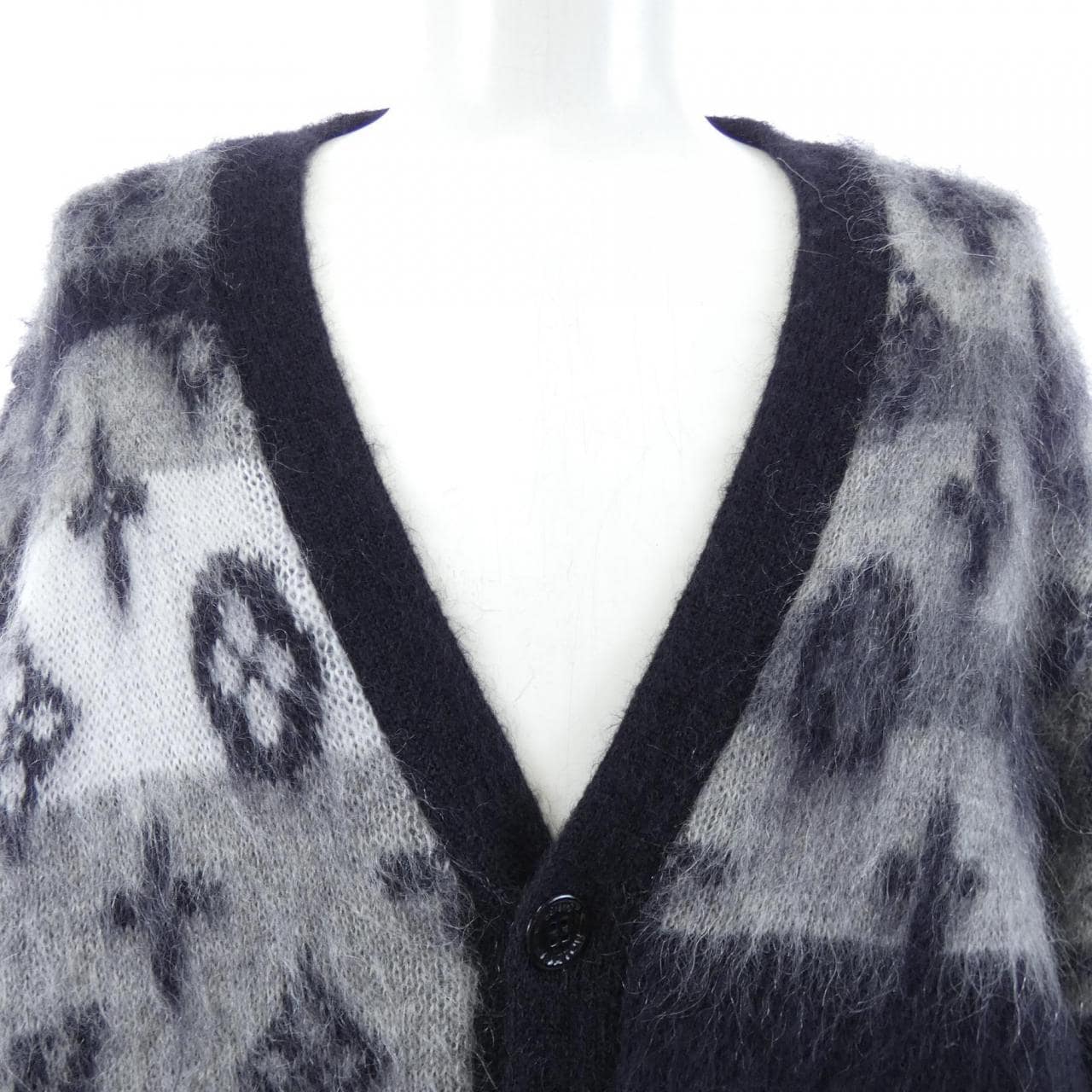 ルイヴィトン LOUIS VUITTON HQN46WNE5 カーディガン