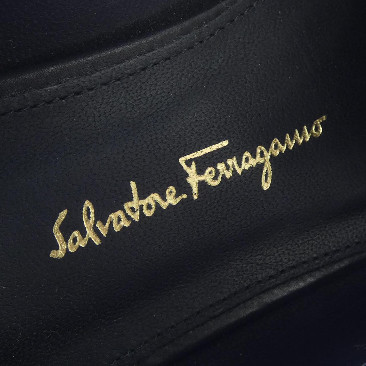 サルヴァトーレフェラガモ SALVATORE FERRAGAMO RF60263 フラットシューズ