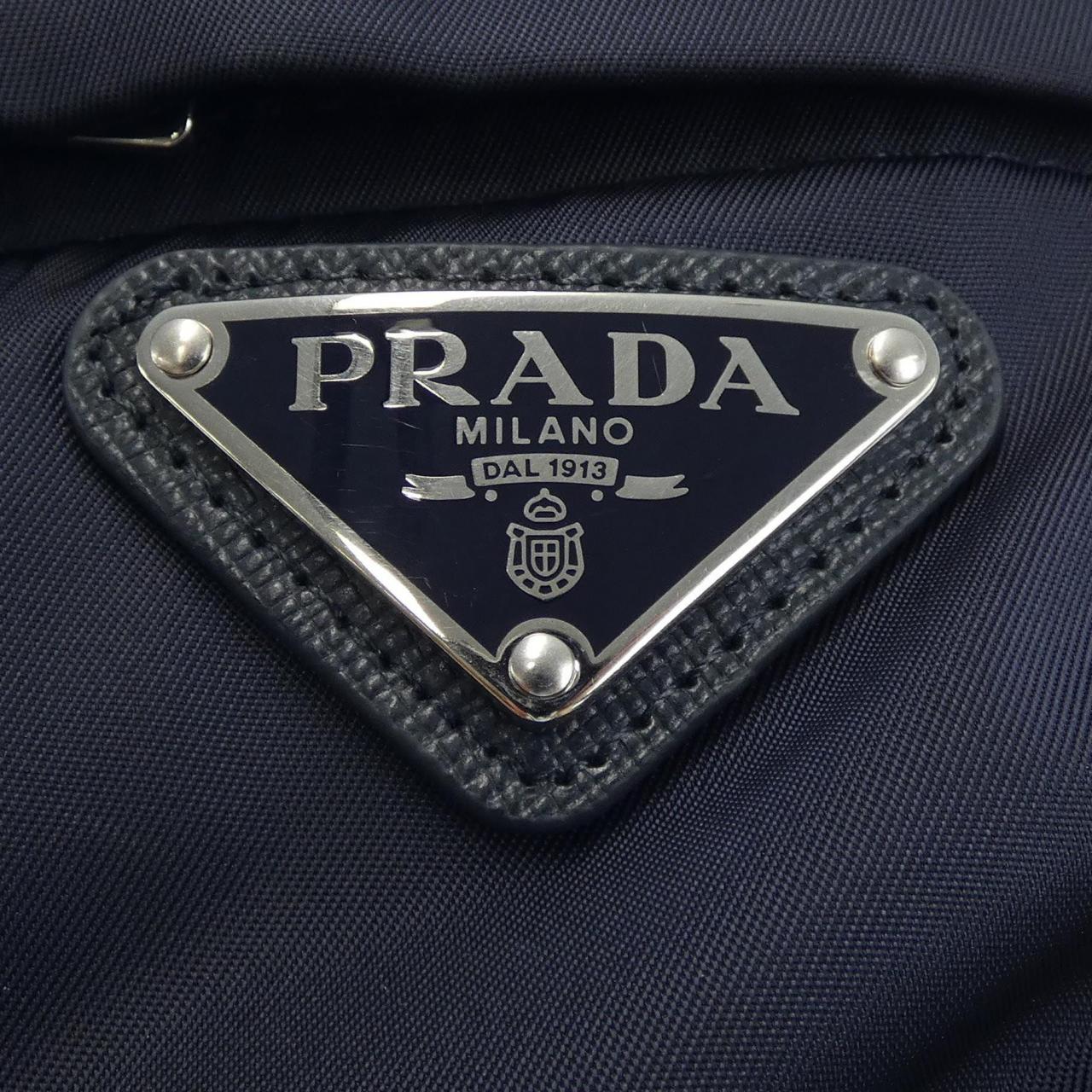 プラダ PRADA ダウンジャケット