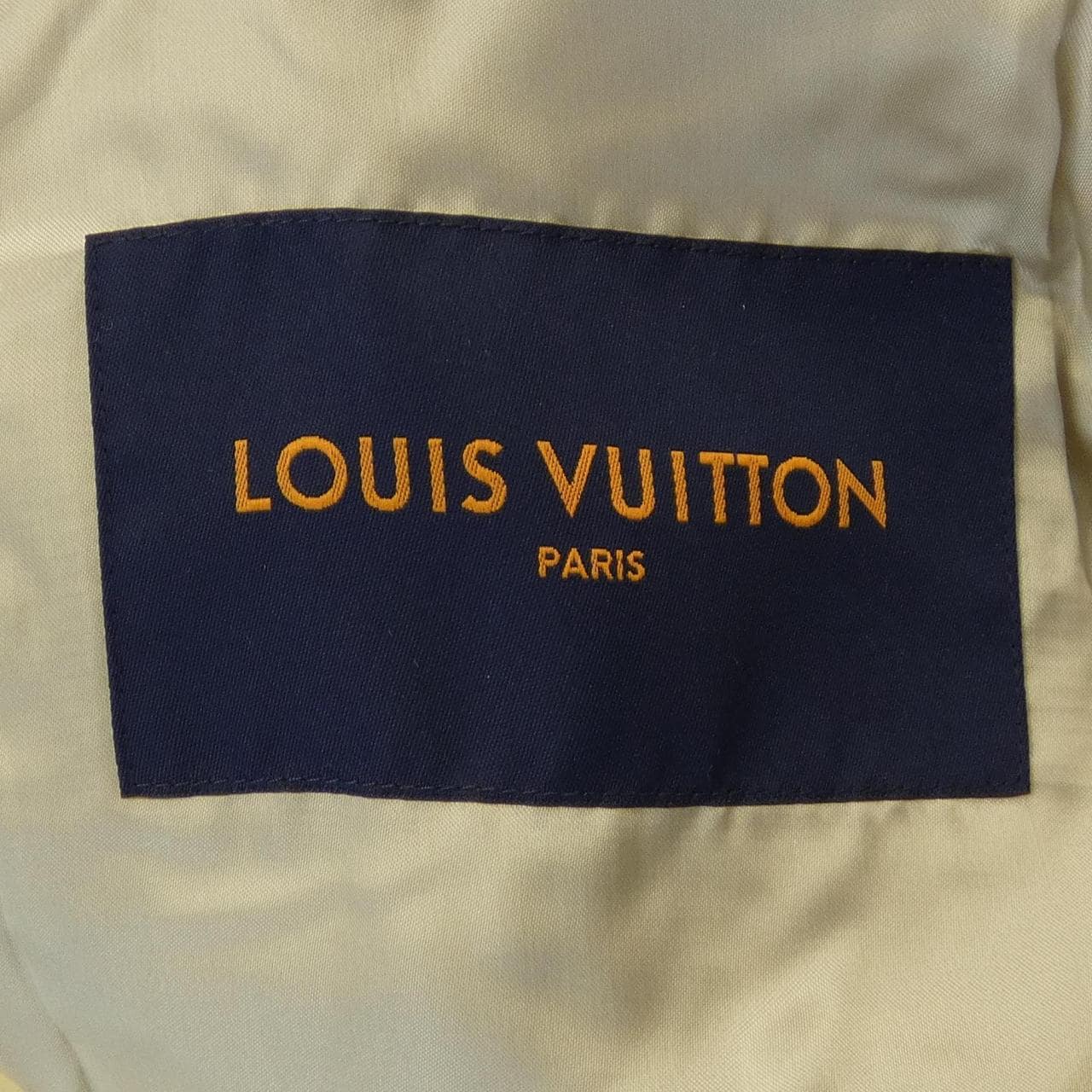 ルイヴィトン LOUIS VUITTON スタジャン