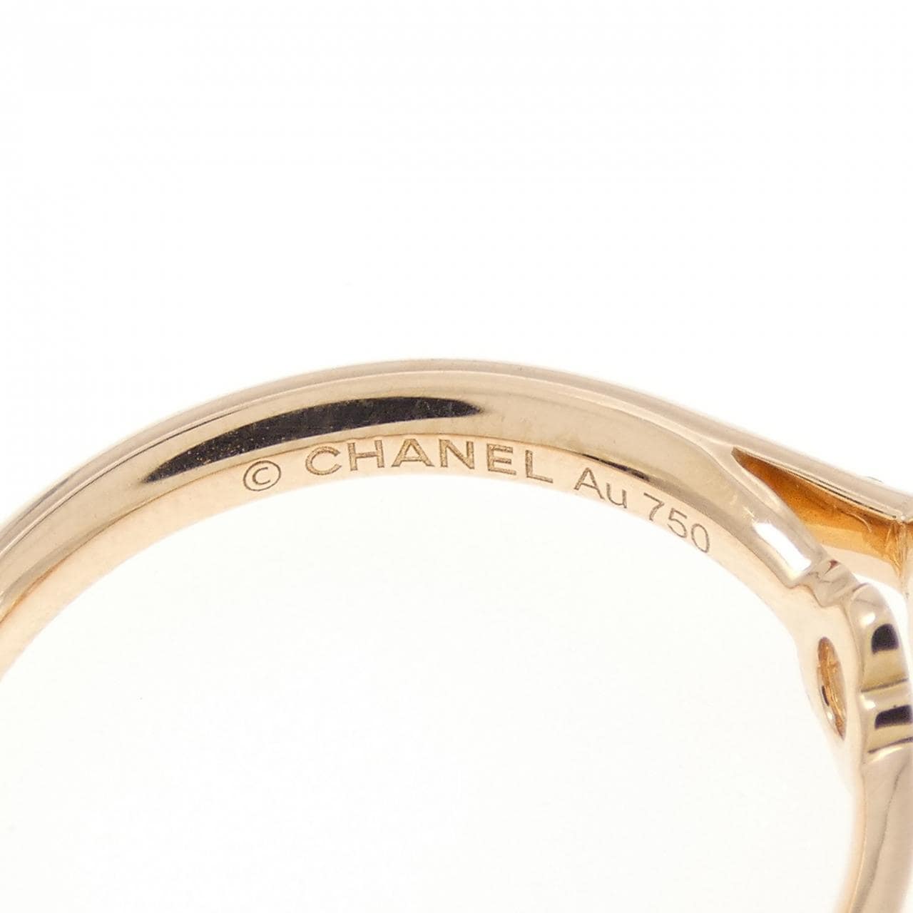 シャネル カメリア リング 0.26CT E VVS2 3EXT