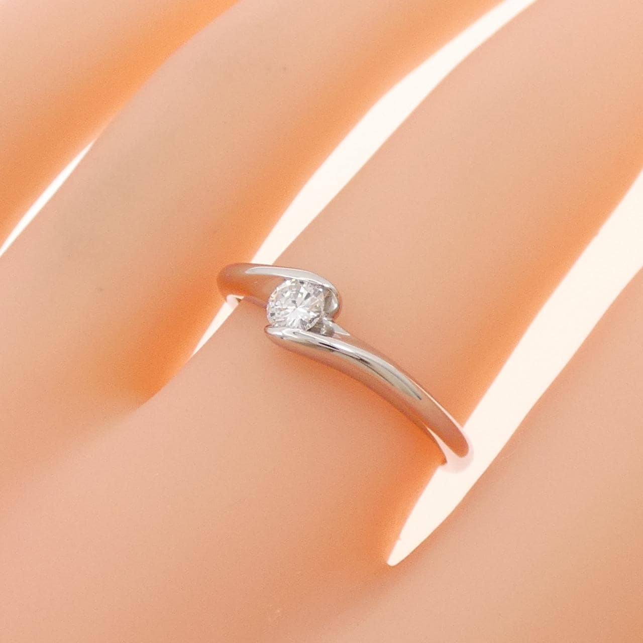 PT900 ダイヤモンド リング 0.18CT